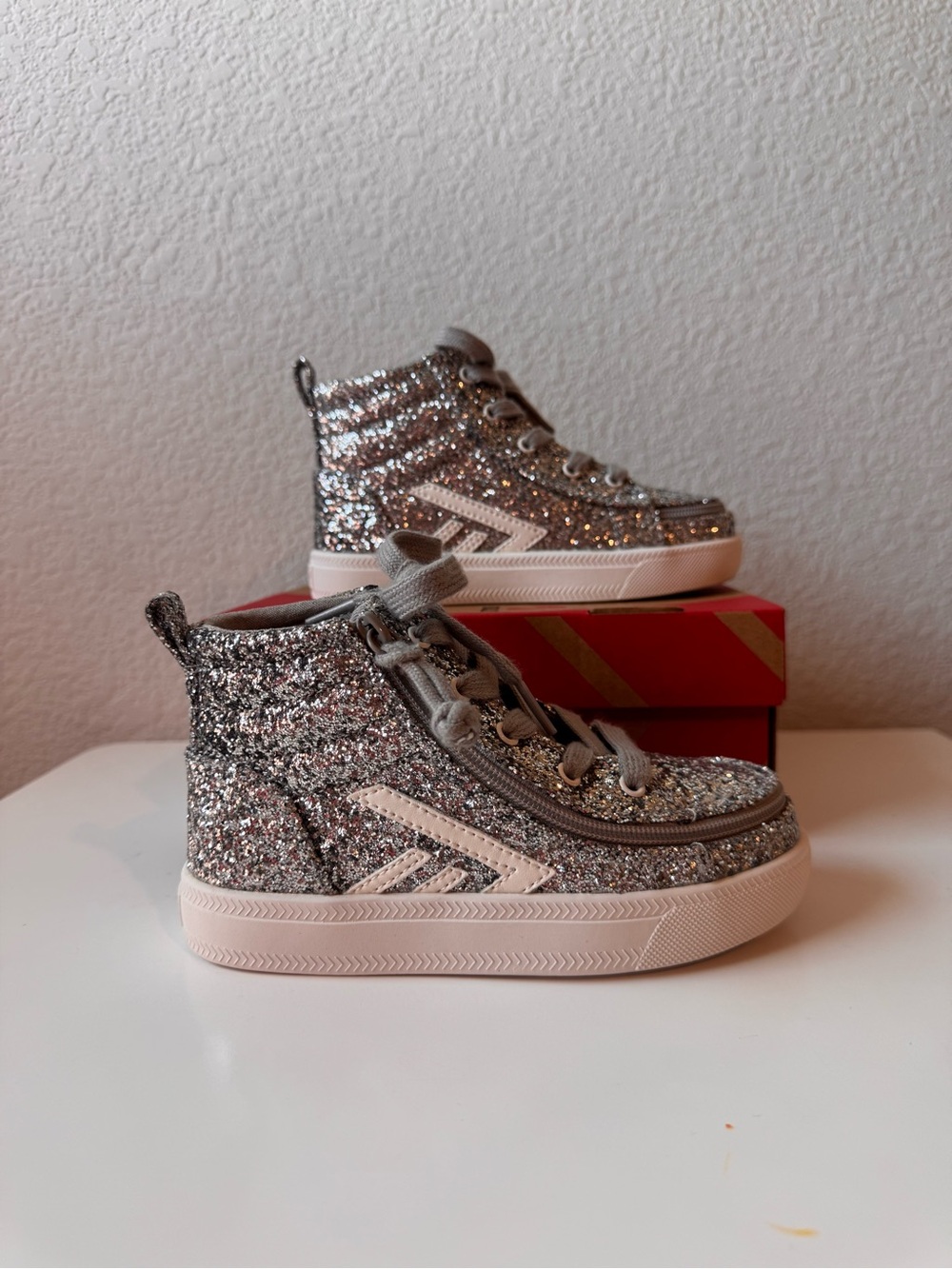 BILLY CS High Top sneakers in Silver Glitz, toddler size 10 Wide
